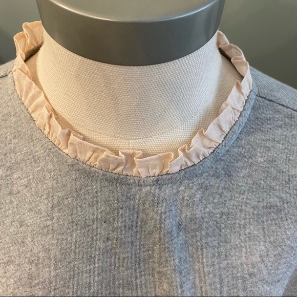LOFT knit top - gray with pink neck ruffle - size L - Picture 3 of 5